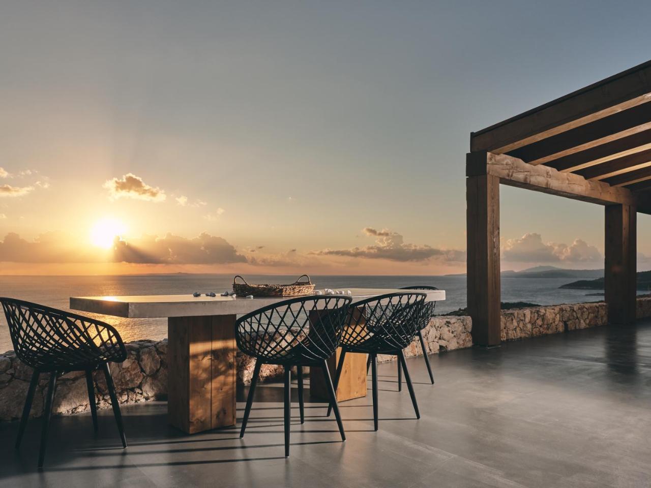 Vais Luxury Villas อายิโอสนิโกลาโอส ภายนอก รูปภาพ