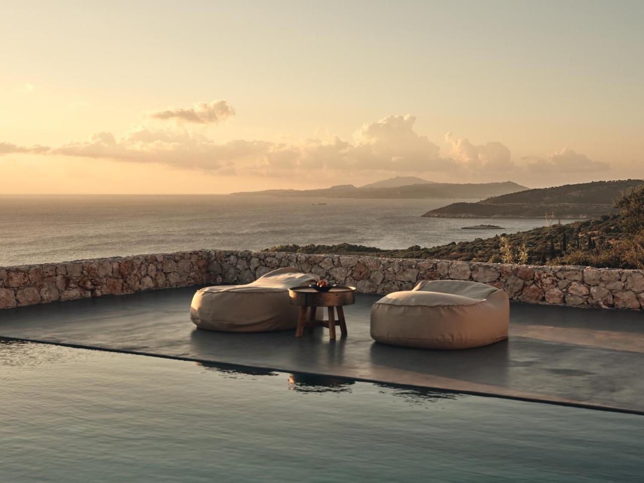 Vais Luxury Villas อายิโอสนิโกลาโอส ภายนอก รูปภาพ