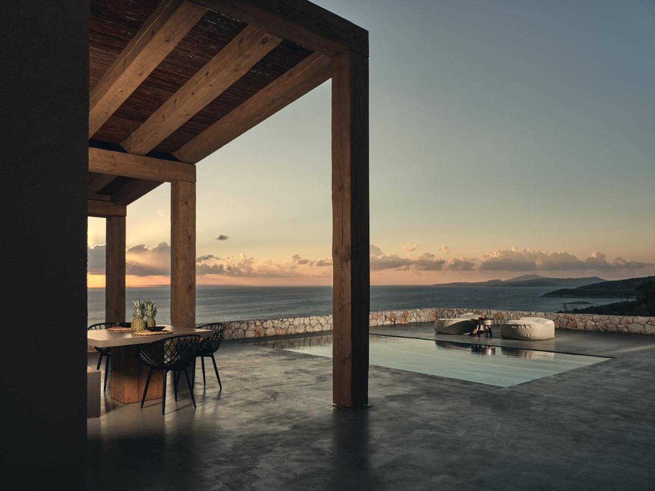Vais Luxury Villas อายิโอสนิโกลาโอส ภายนอก รูปภาพ